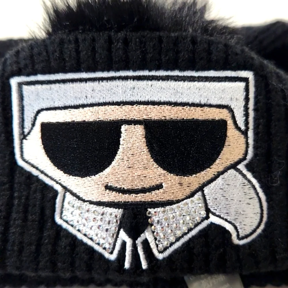 NWT Karl Lagerfeld Black Rhinestone Faux Fur Pom-Pom Beanie